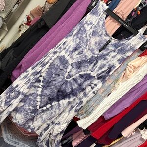 ETC. All Size Blue Tie-Dye Tunic Sleeveless Top W/ Pockets